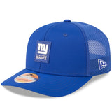 Gorra de camionero ajustable New Era Royal New York Giants 2025 Sideline 9SEVENTY