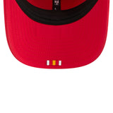 Gorra ajustable New Era roja de los Kansas City Chiefs 2025 Sideline 9SEVENTY