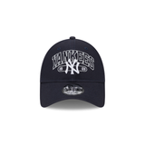 New York Yankees MLB Outline 9FORTY Snapback