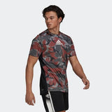 Playera adidas Designed To Move Camo Caballeros